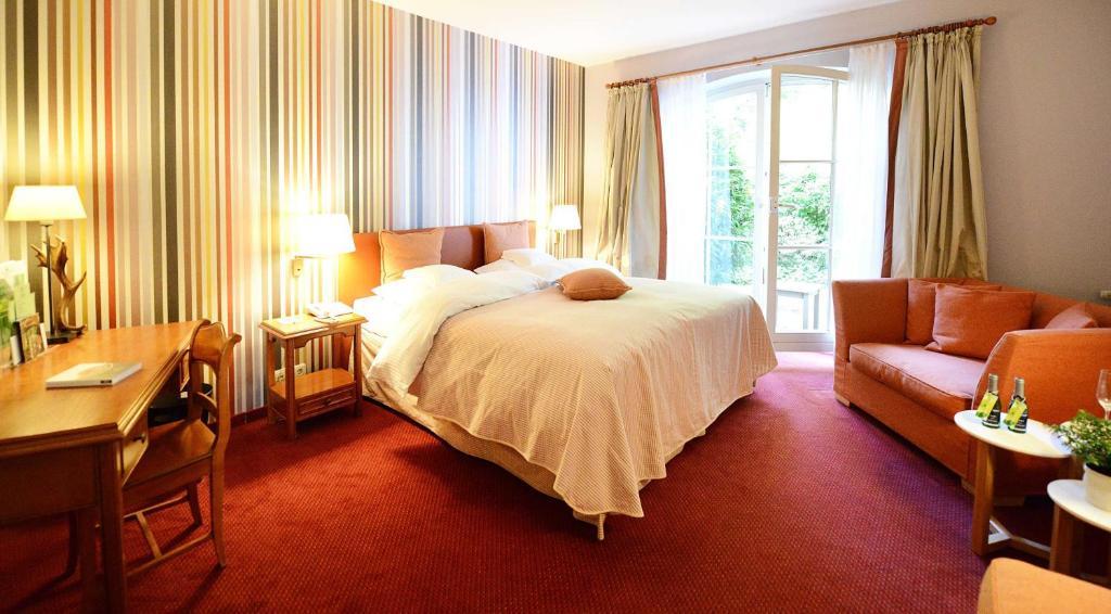 Romantik Hotel Jagdhaus Waldfrieden Bilsen Ruang foto